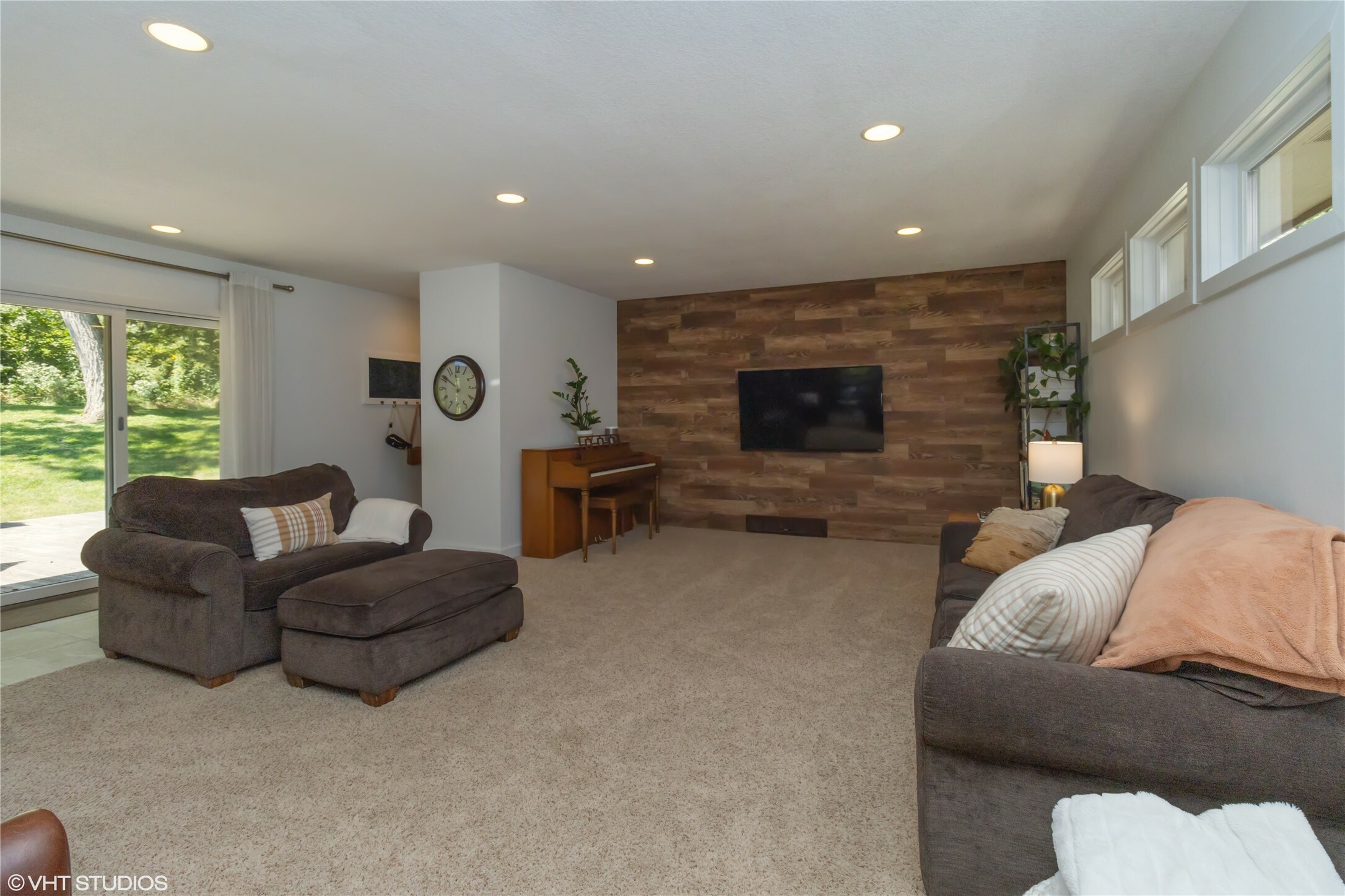 Property Photo:  33048 Walnut Place  IA 50263 