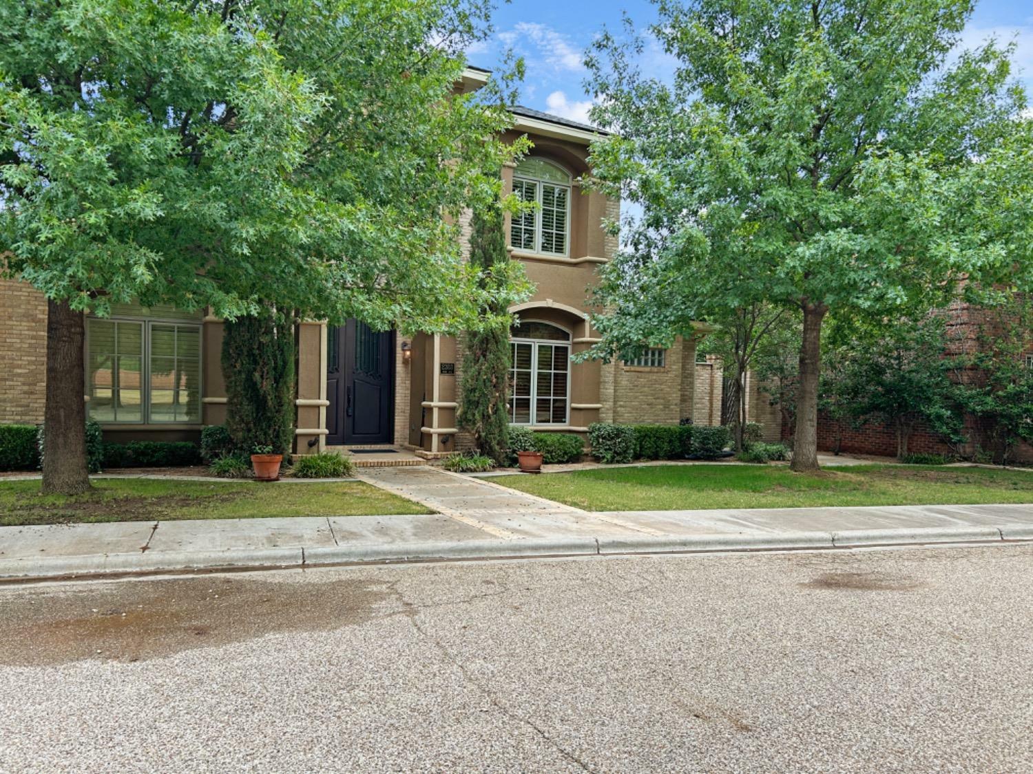 Property Photo:  2303 York Avenue  TX 79407 