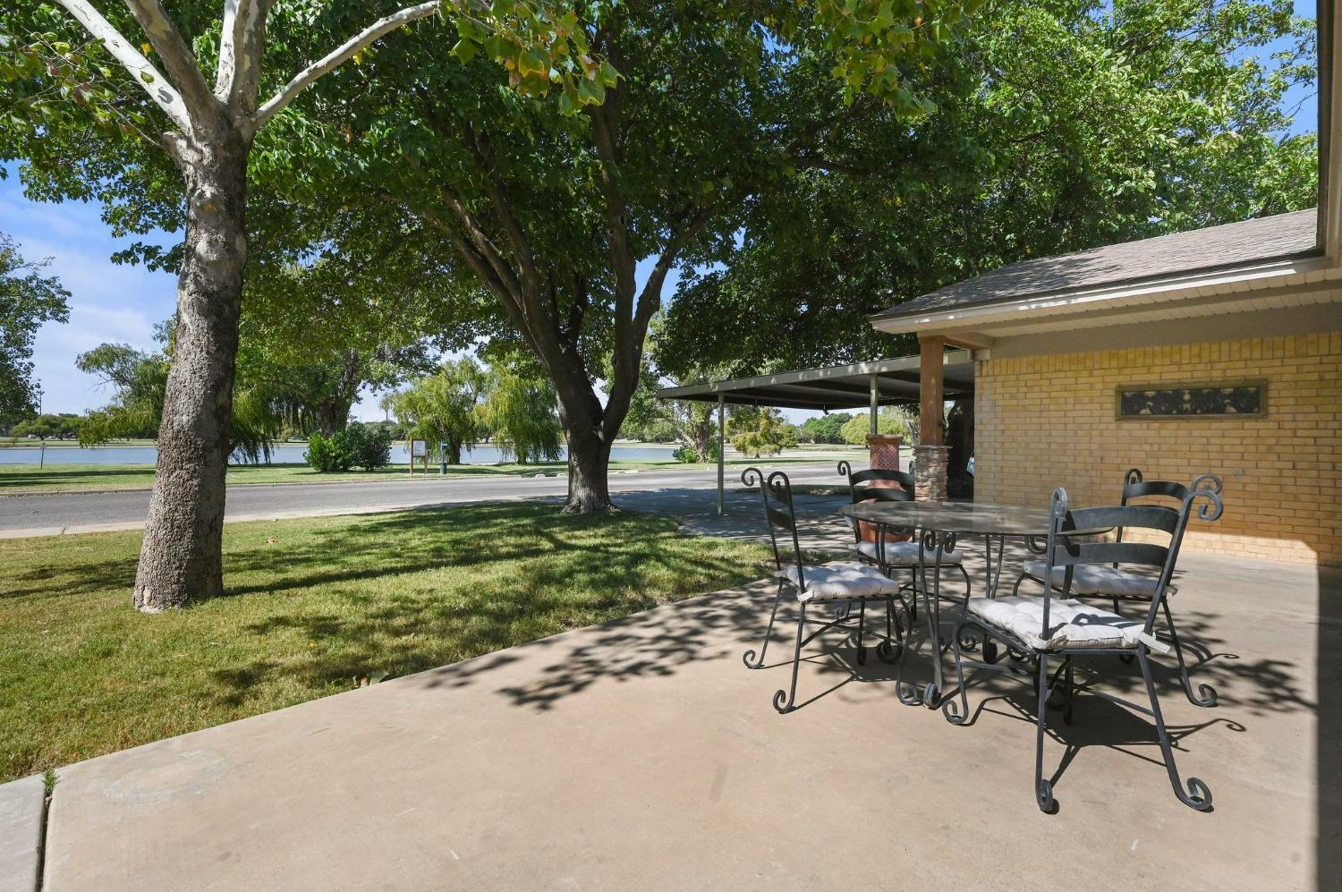 Property Photo:  5701 Richmond Avenue  TX 79414 