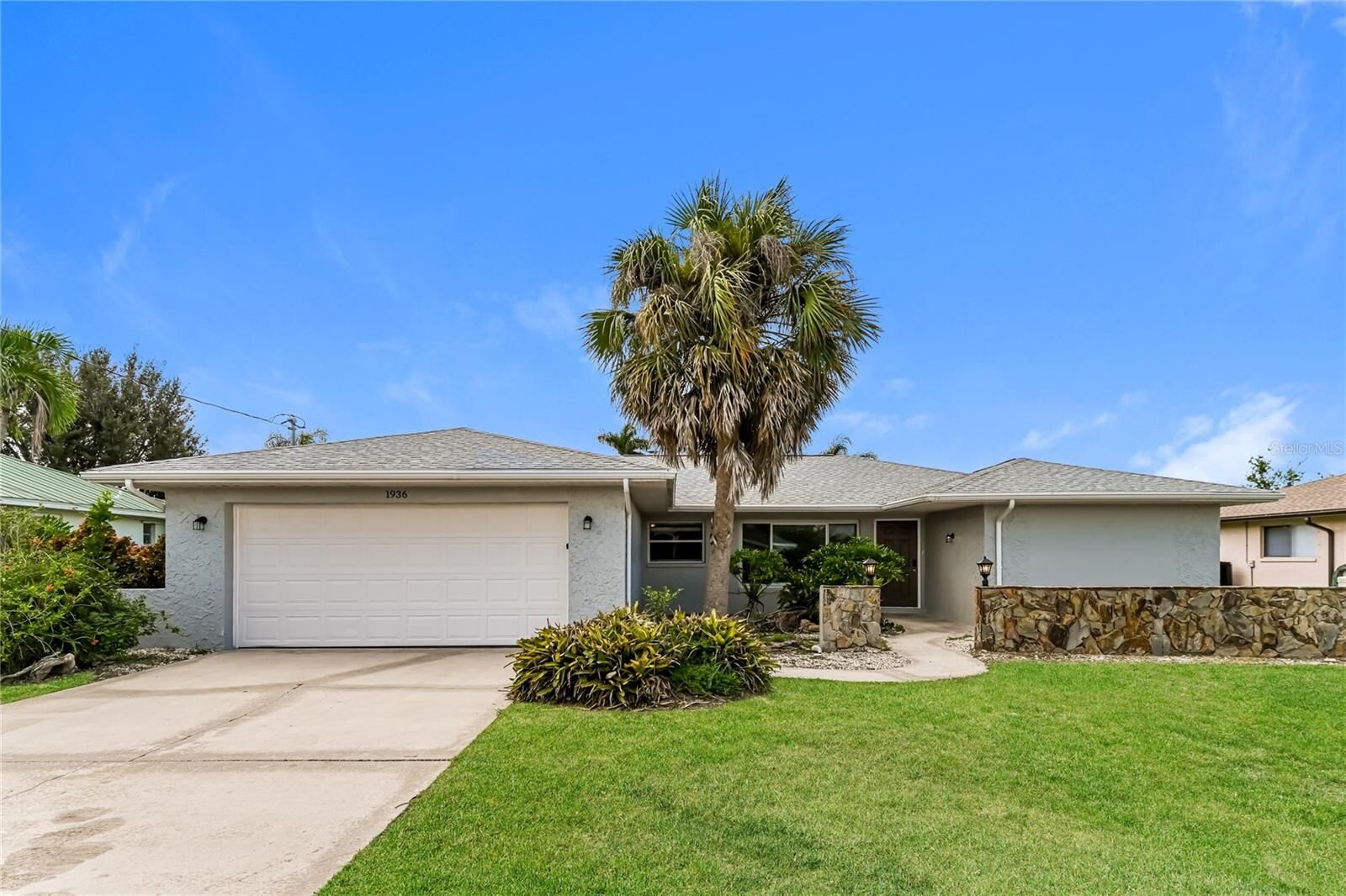 Property Photo: 1936 SE 31st Street FL 33904