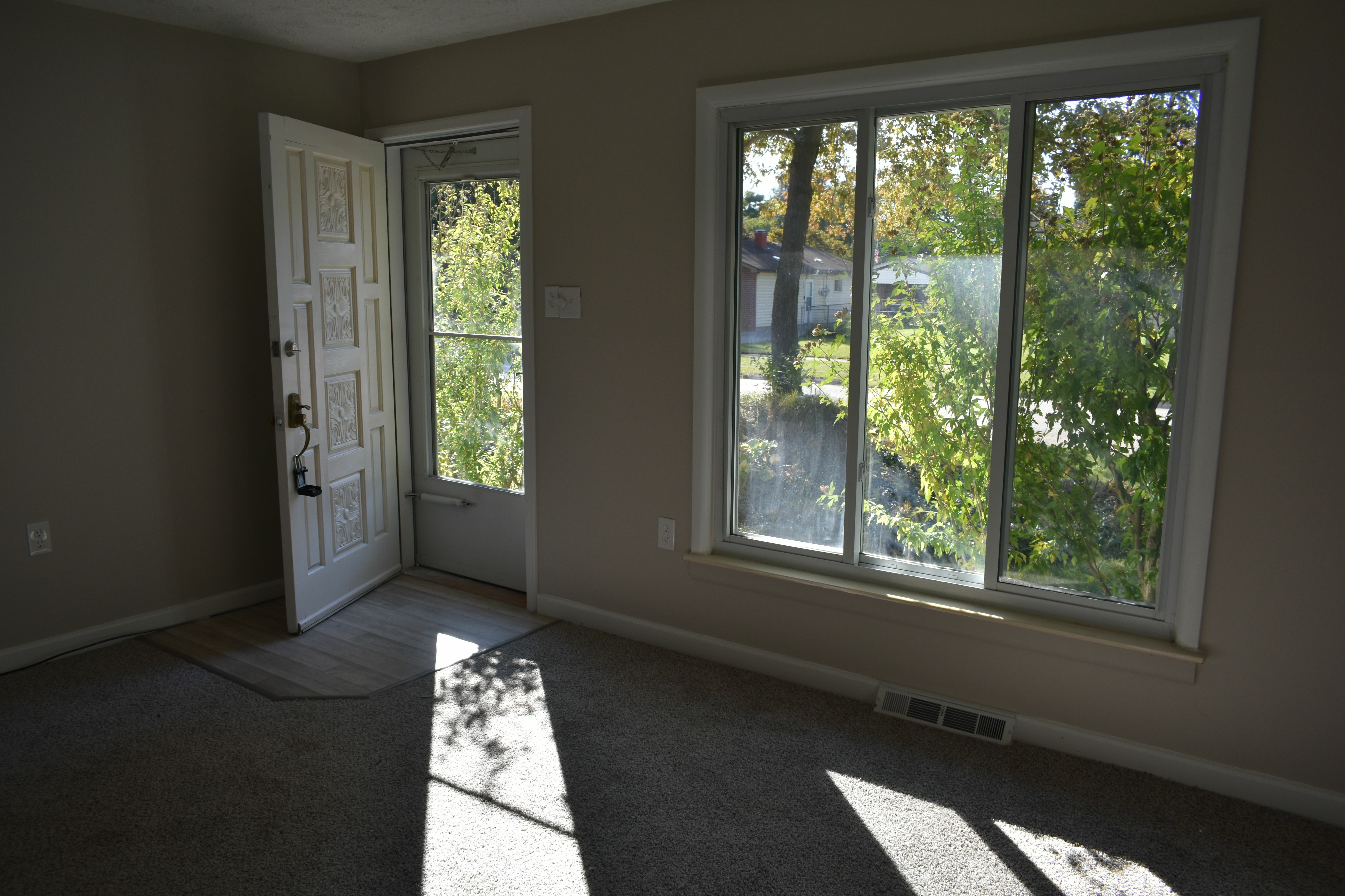 Property Photo:  6125 Janet Street  MI 48180 1185 