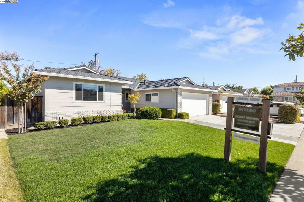 Property Photo:  5573 Glenoak Ct  CA 95129 