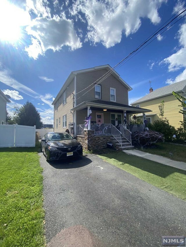 Property Photo:  122 Page Avenue  NJ 07071 