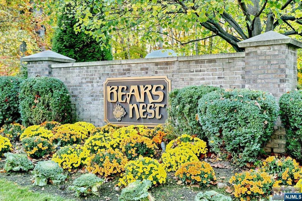 Property Photo: 290 Forester Way NJ 07656