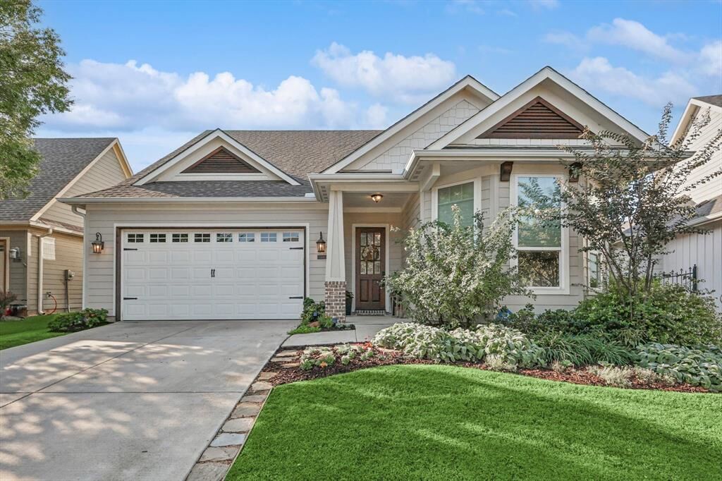 Property Photo:  414 Hearth Terrace  TX 76226 