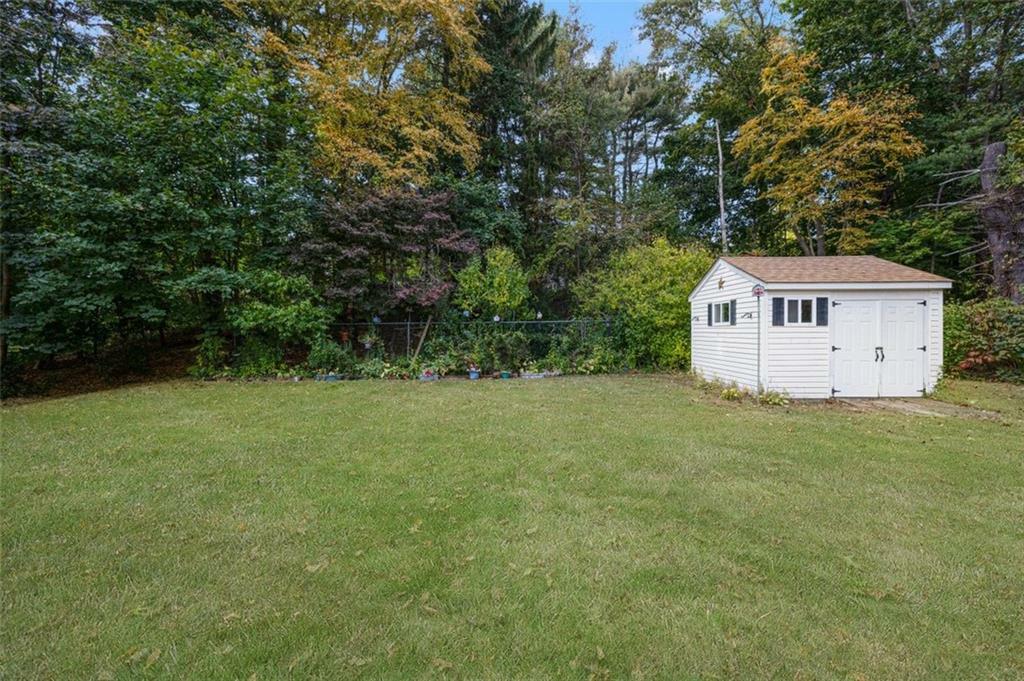 Property Photo:  104 Sleepy Hollow Drive  RI 02864 