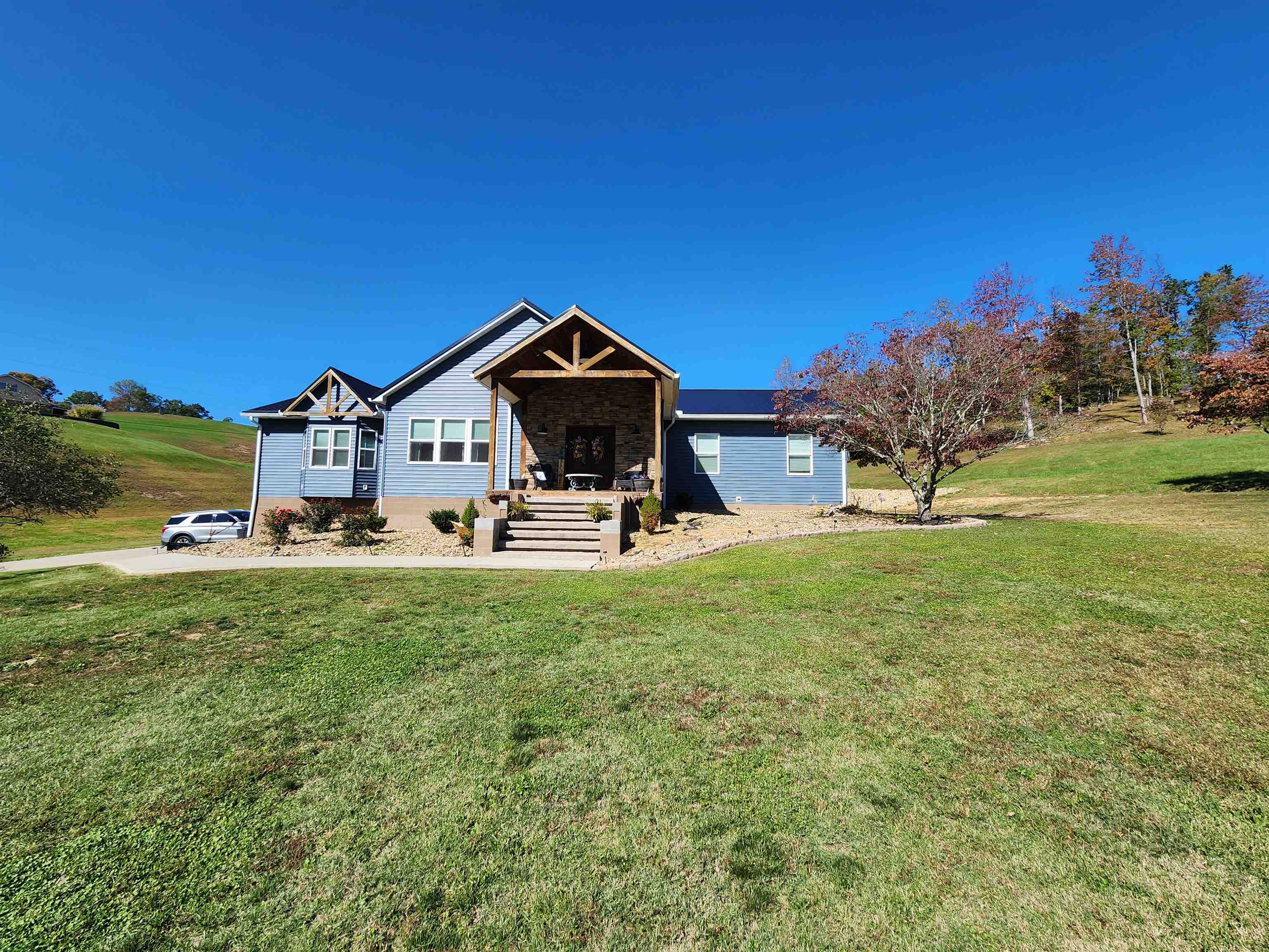 Property Photo:  6615 Daniels Fork Rd.  KY 41102 