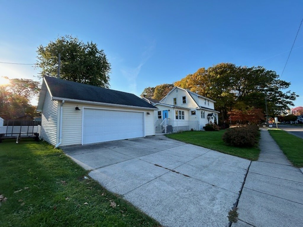 Property Photo:  4123 Niagara Place  PA 16511 