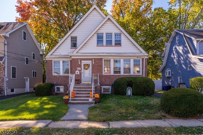 Property Photo:  2066 Emerson Ave  NJ 07083 