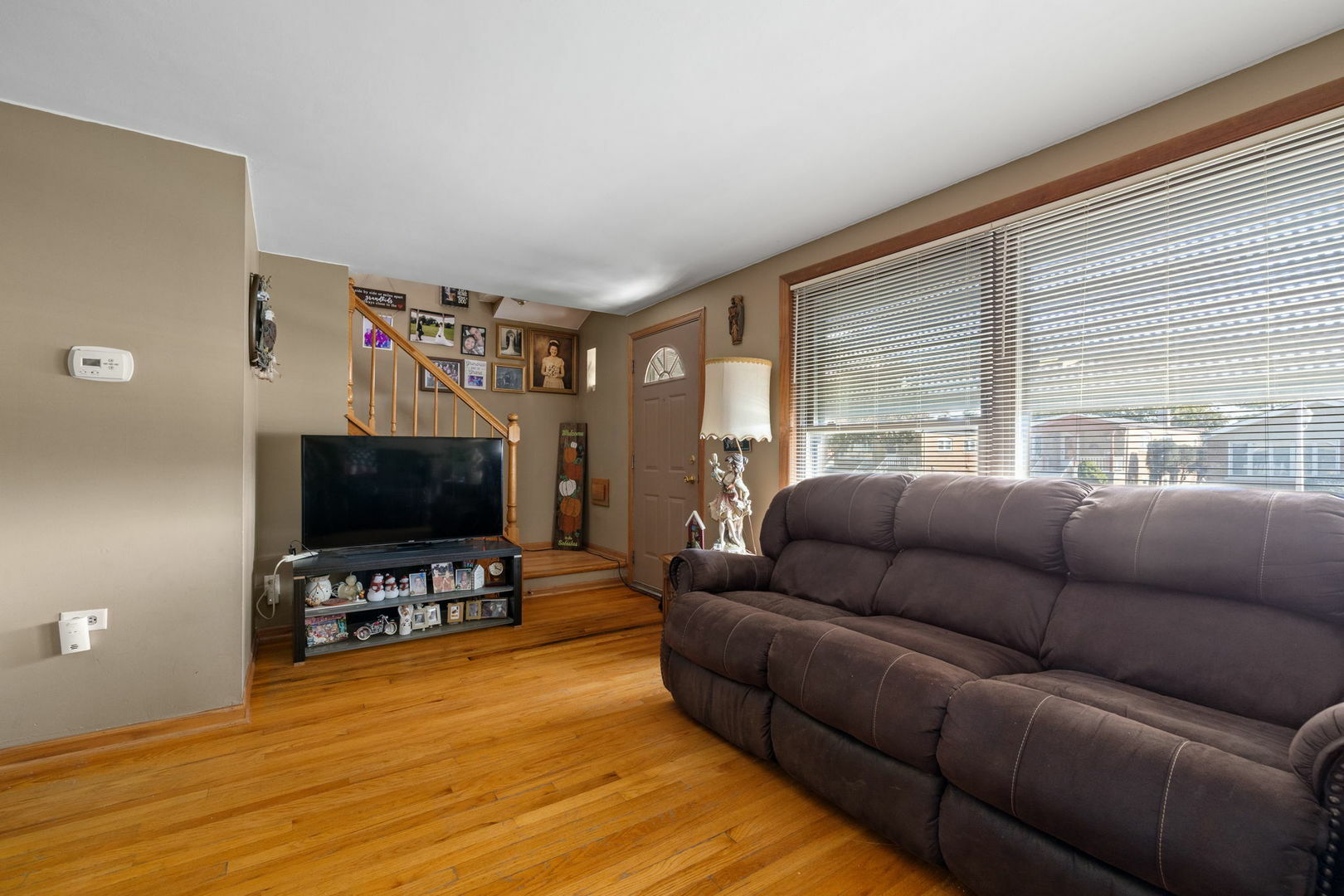 Property Photo:  5610 S Parkside Avenue  IL 60638 