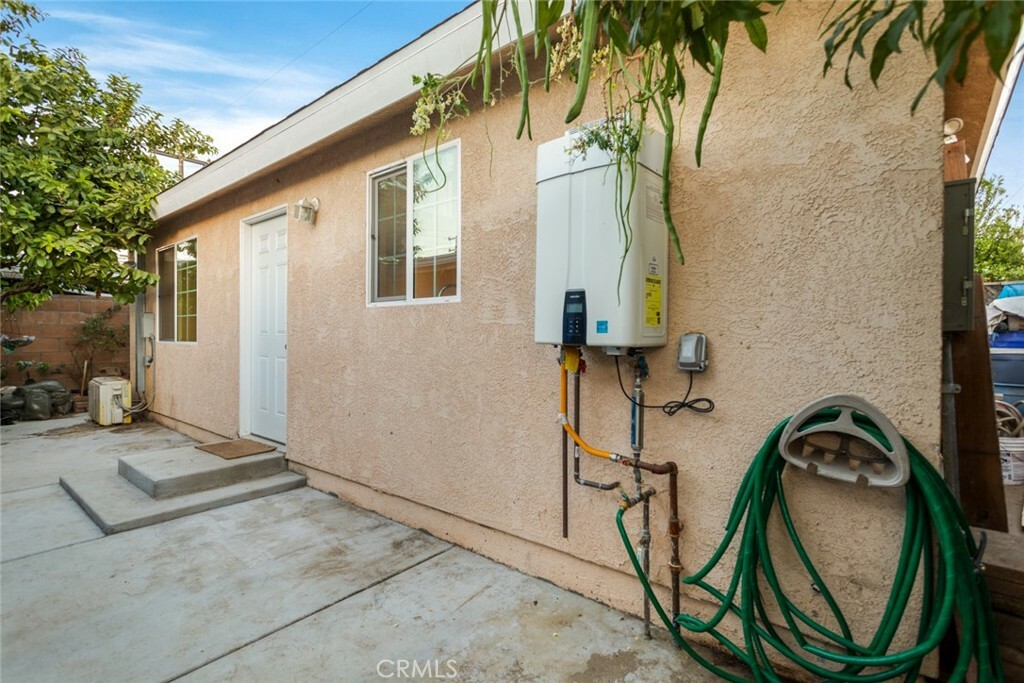 Property Photo:  13414 Earnshaw Avenue  CA 90242 