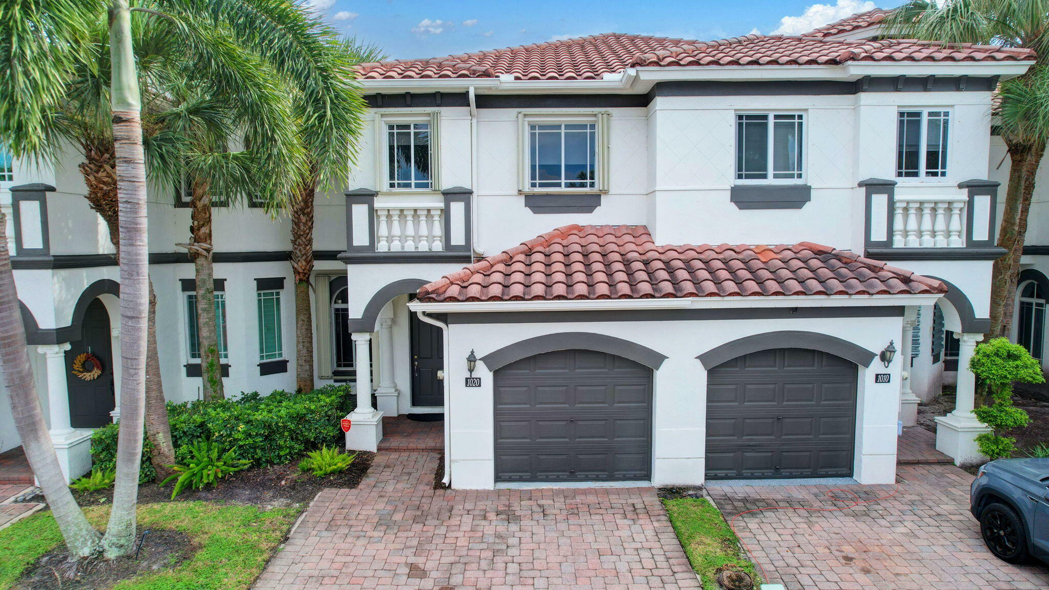 Property Photo:  1020 Murano Bay Drive  FL 33435 