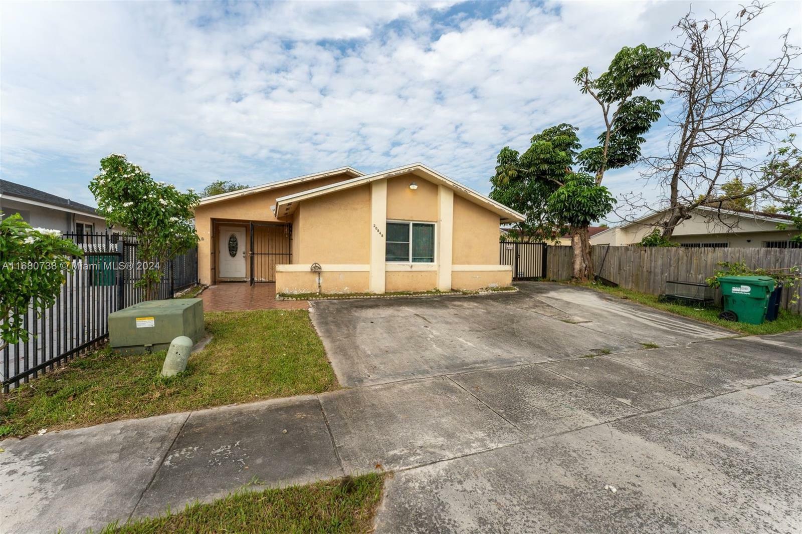 Property Photo:  20848 SW 118th Ave  FL 33177 