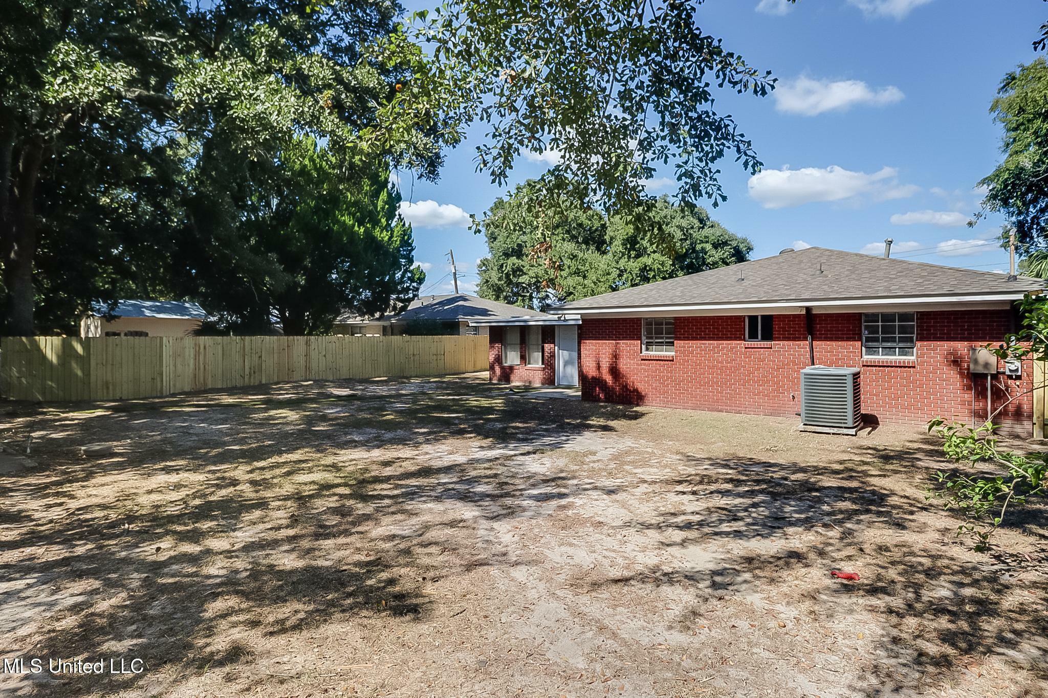 Property Photo:  1601 St Martha Street  MS 39531 