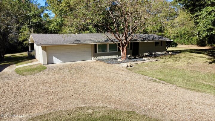 Property Photo: 5214 Old Jackson Road MS 39170