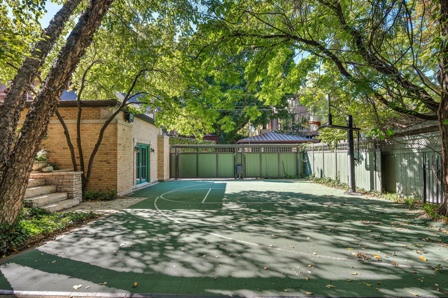 Property Photo:  2210 N Orchard Street  IL 60614 