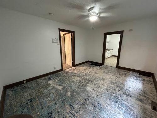 Property Photo:  1055 S West Avenue  IL 60901 