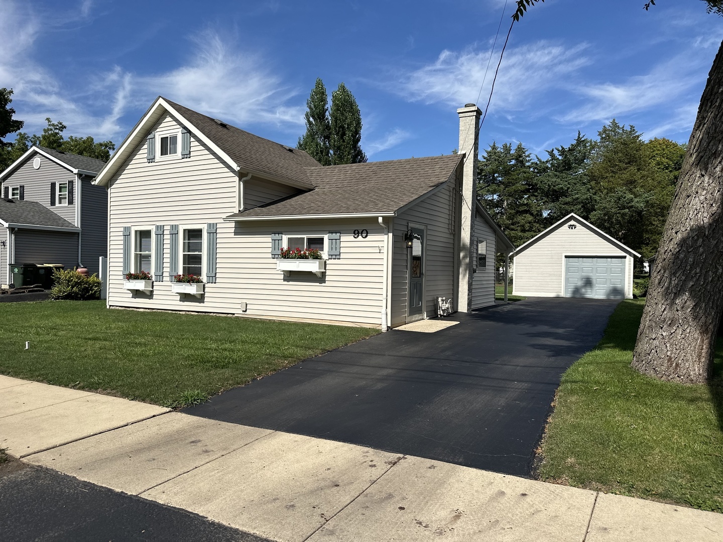 90 Polk Street  Oswego IL 60543 photo