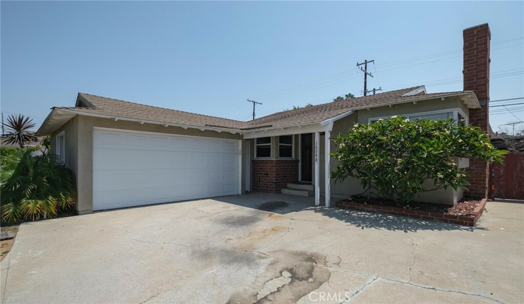 Property Photo:  16844 S Orchard Avenue  CA 90247 