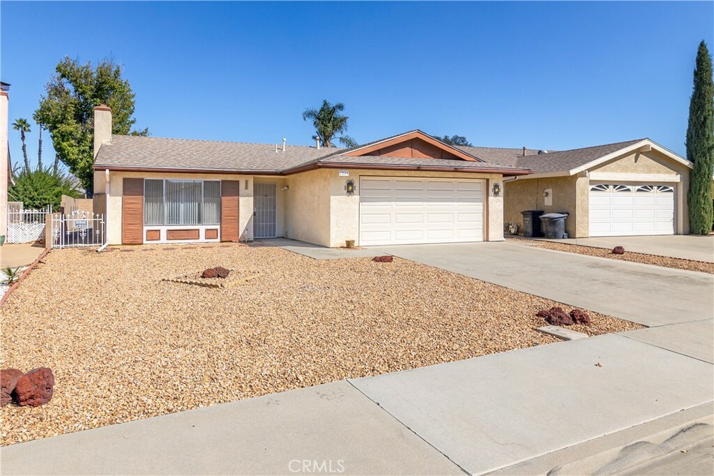 Property Photo:  2221 El Rancho Circle  CA 92545 