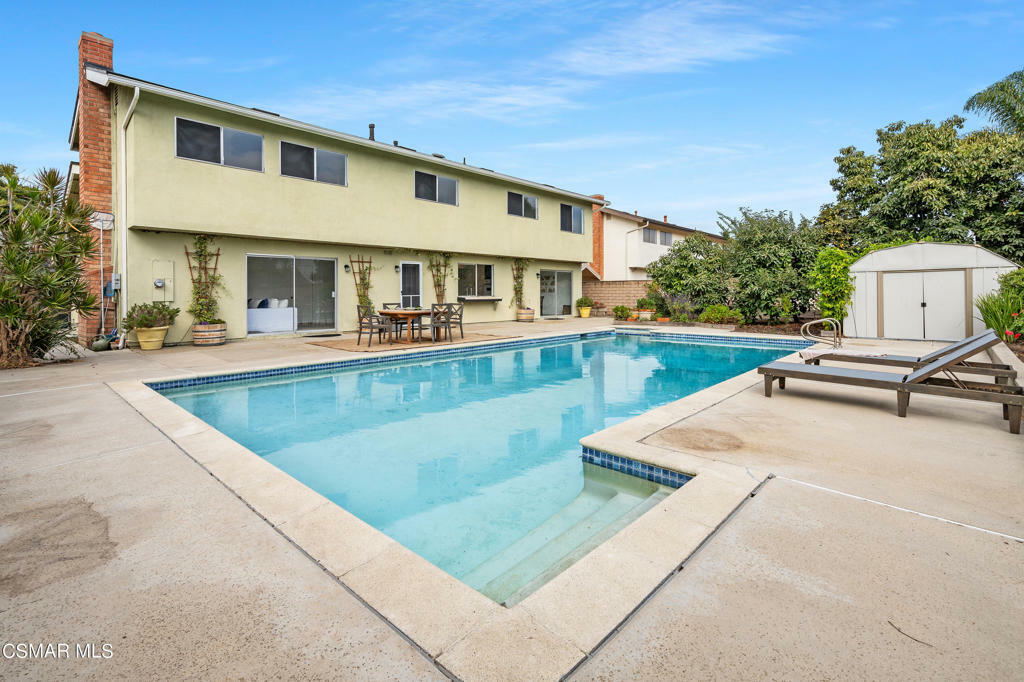 Property Photo:  1562 Hobart Drive  CA 93010 