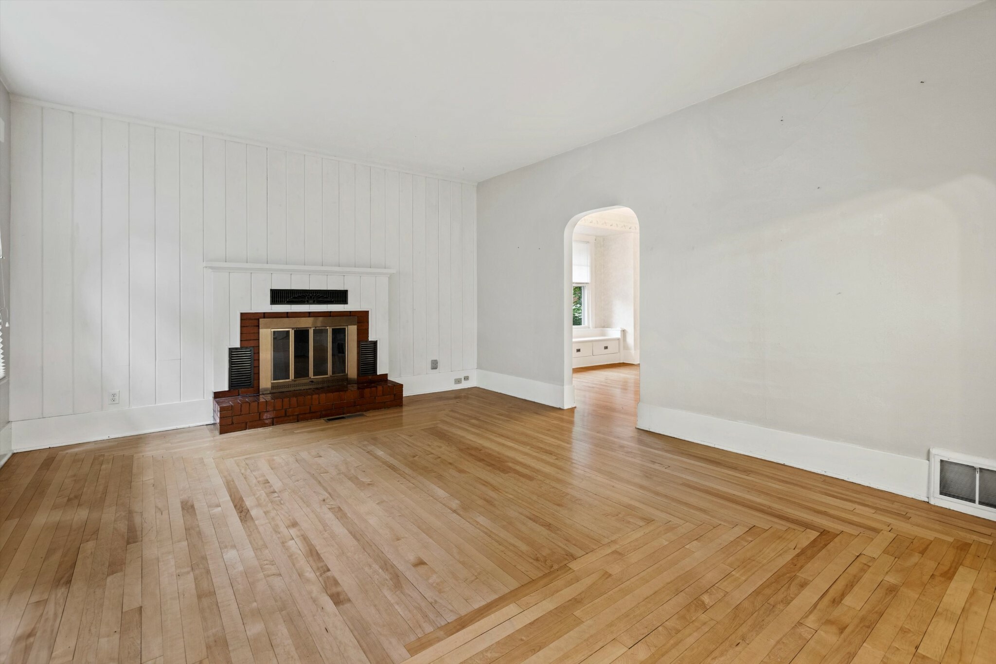 Property Photo:  908 Stephens Avenue  MT 59801 