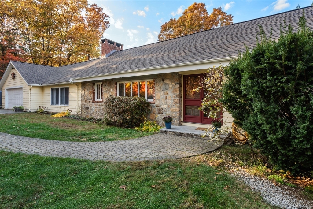 Property Photo: 21 Acorn Dr MA 01569