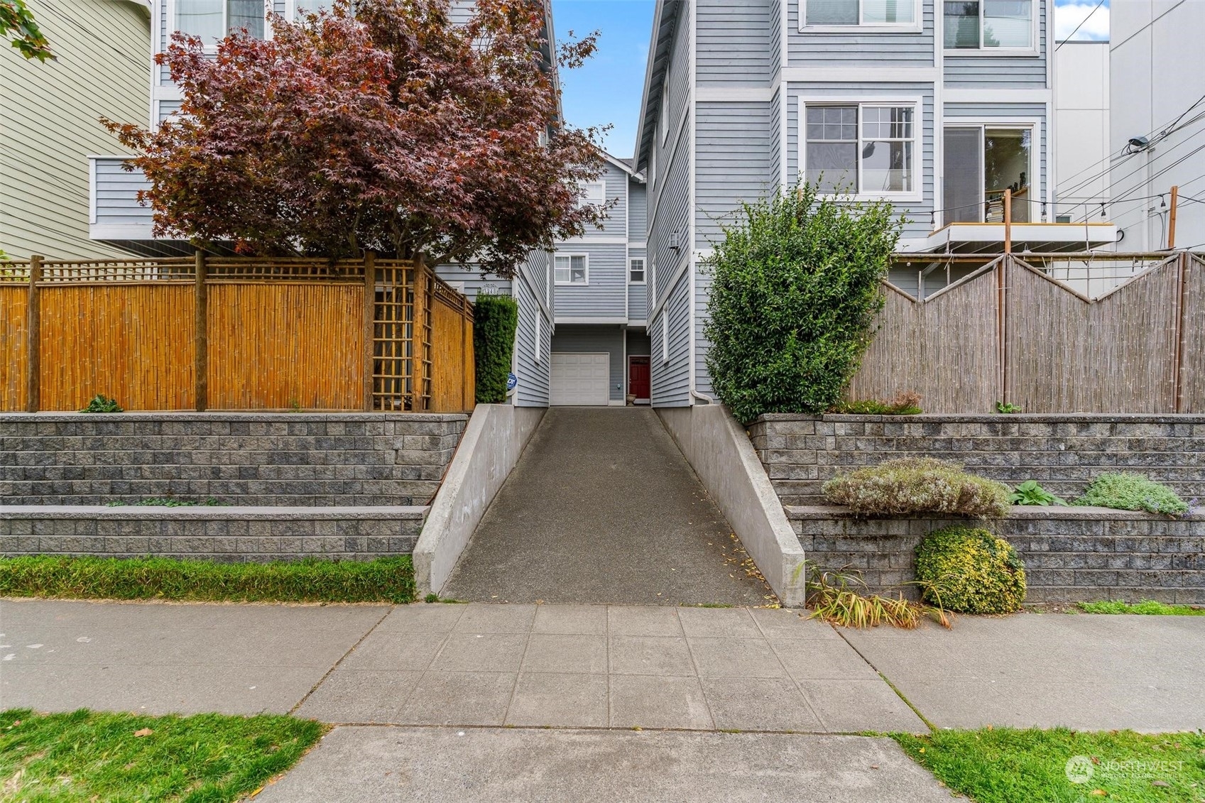 Property Photo:  3248 S Edmunds Street E  WA 98118 