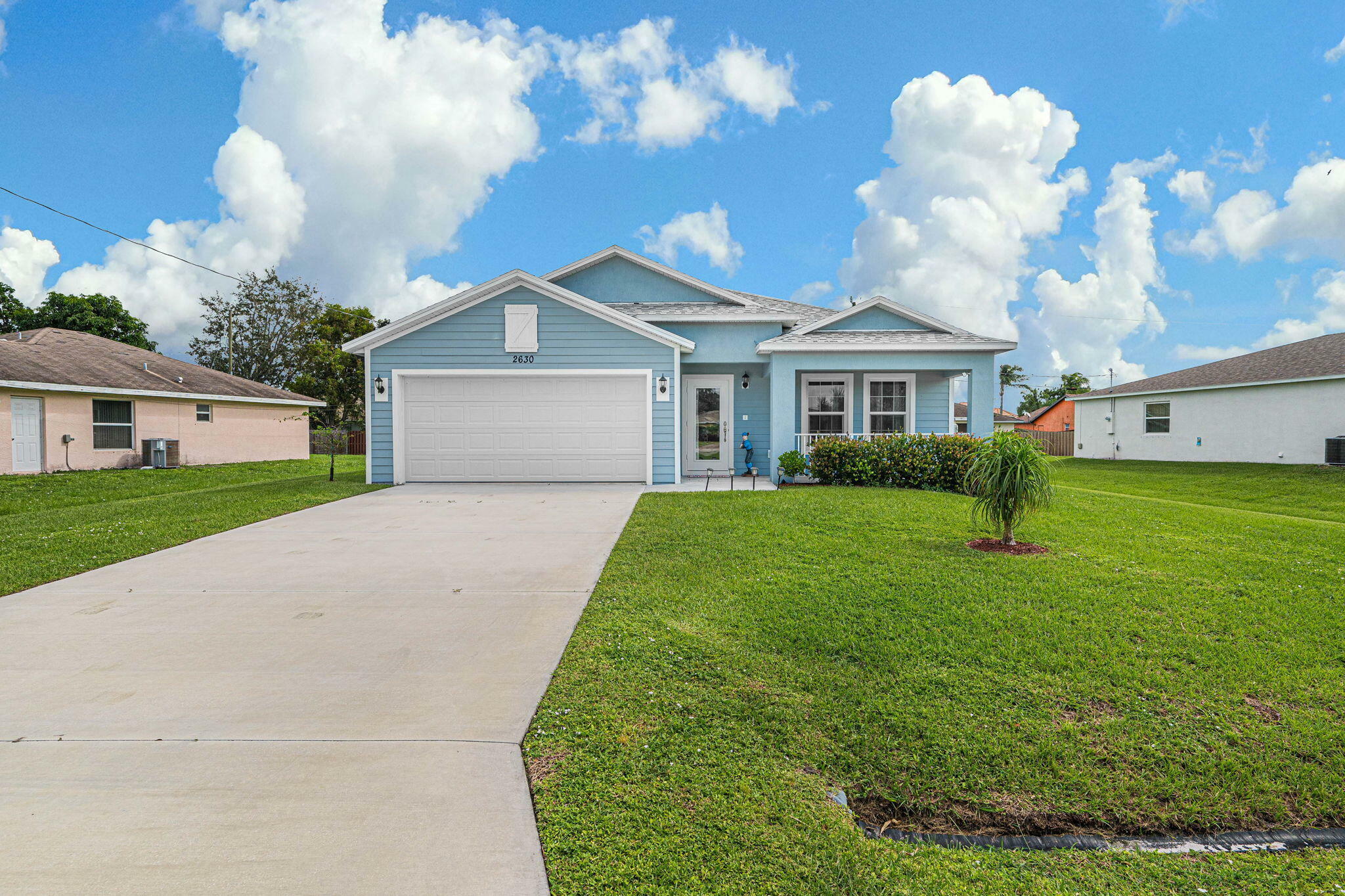 Property Photo: 2630 SW Ann Arbor Road FL 34953
