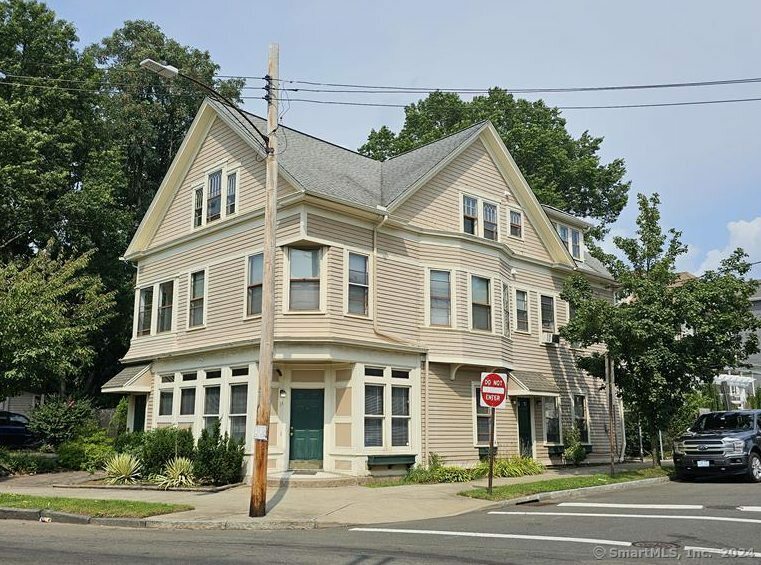 Property Photo: 169 Winchester Avenue 2 CT 06511