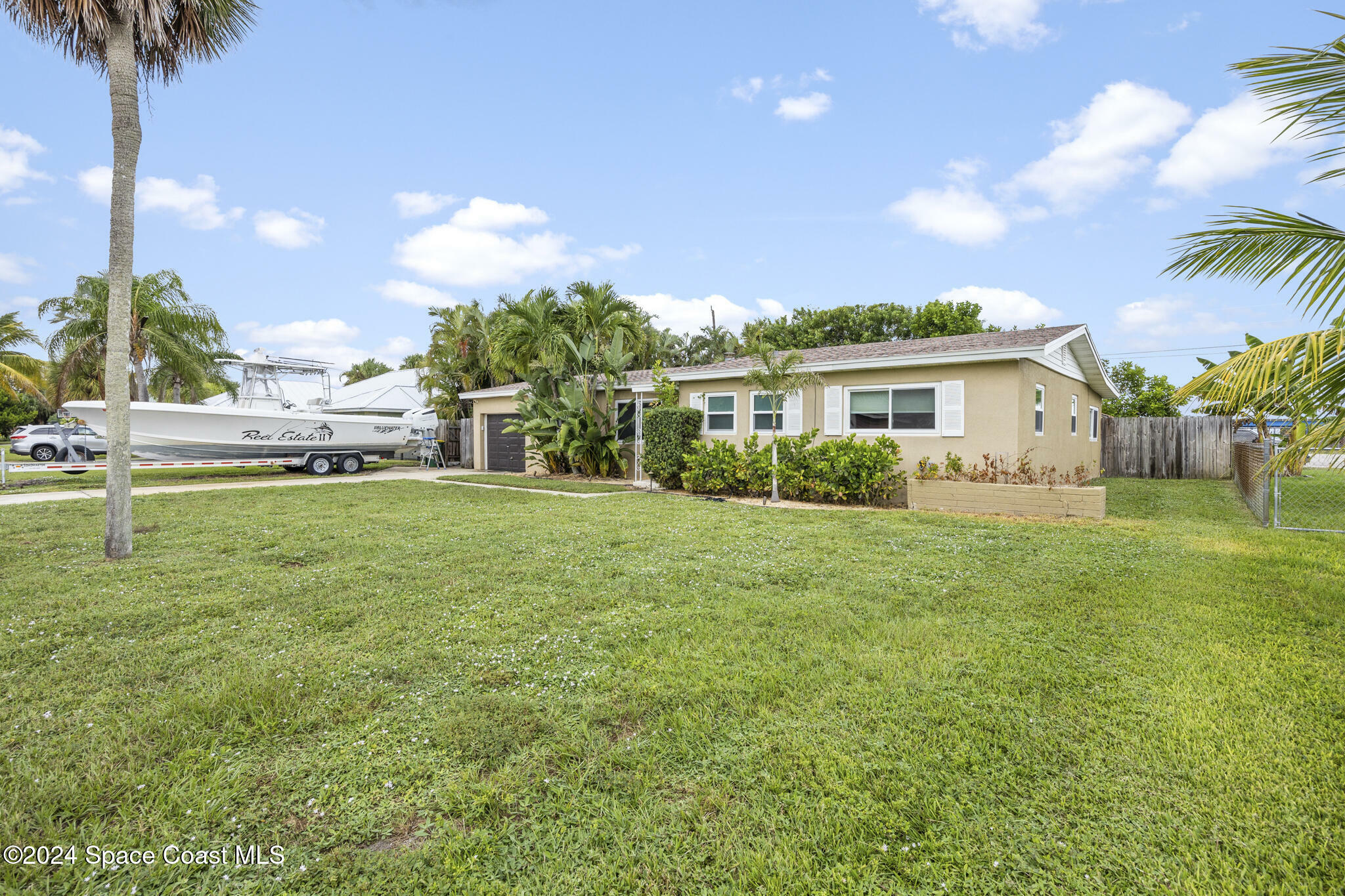 Property Photo:  349 W Arlington Street  FL 32937 