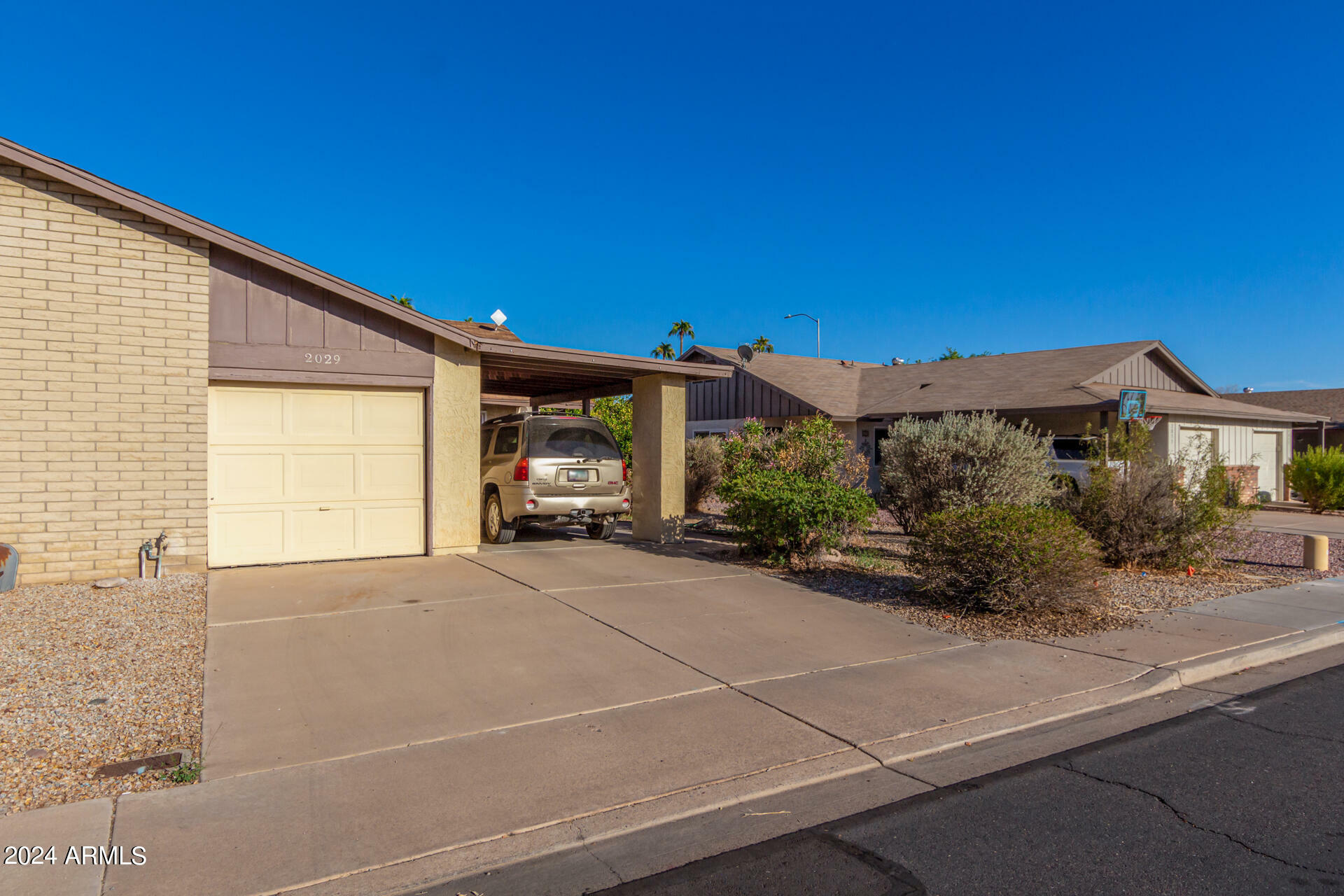 Property Photo:  2029 S Las Palmas --  AZ 85202 