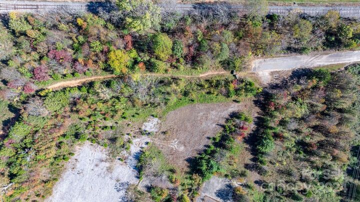 Property Photo: 290 Pleasant Hill Road NC 28638