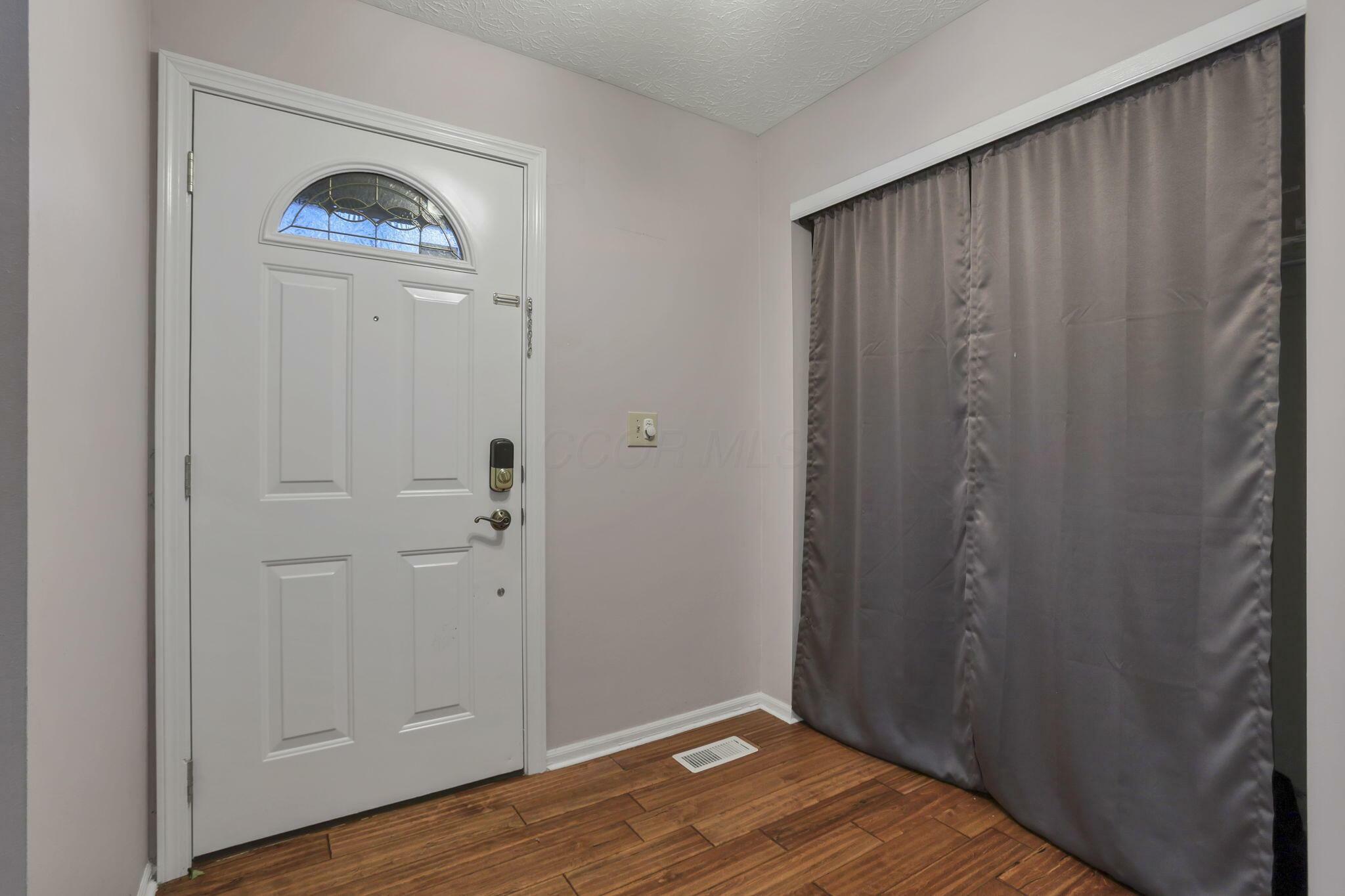 Property Photo:  1952 Laramie Drive  OH 43065 