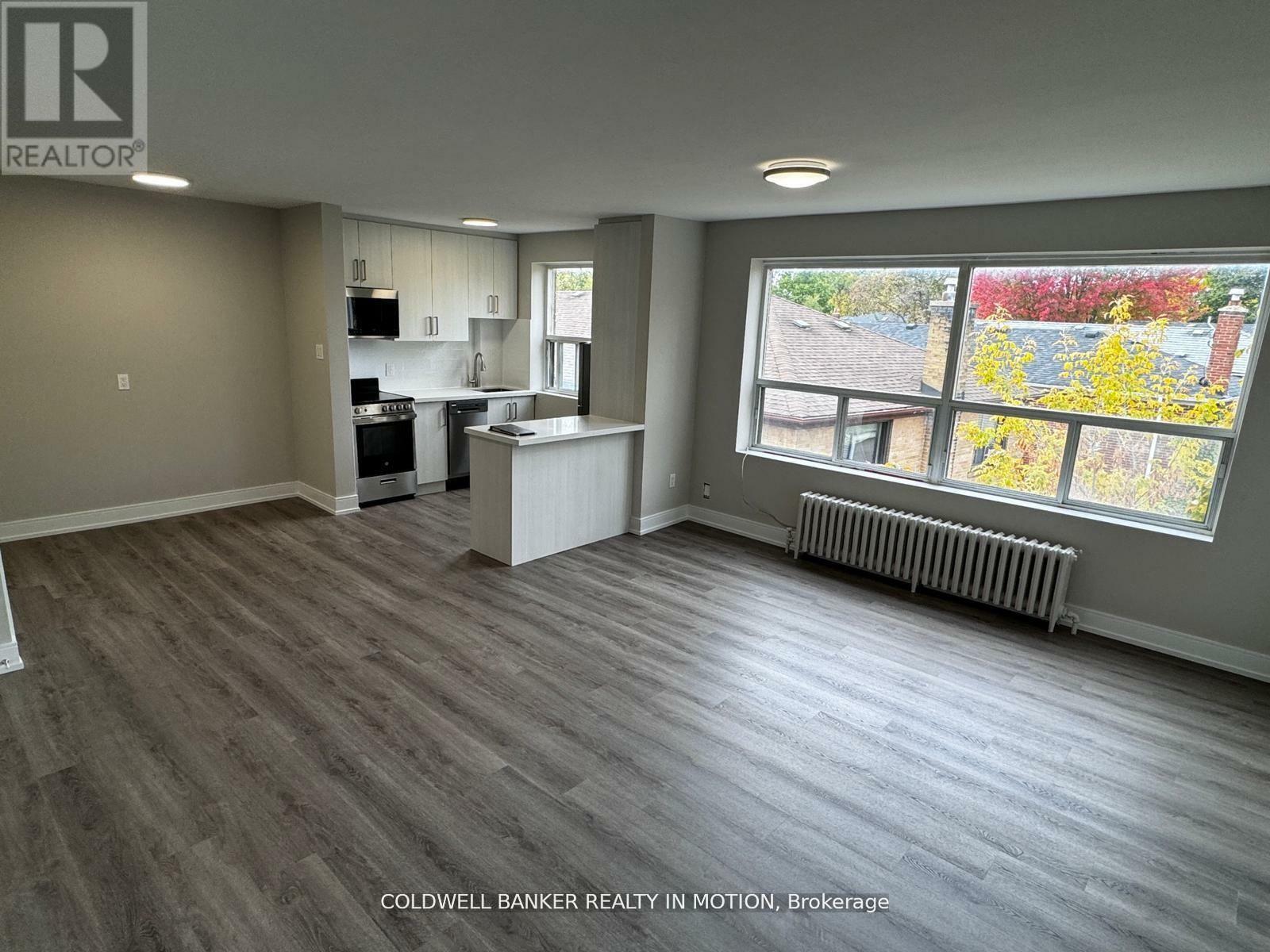 Photo de la propriété:  3474 Yonge Street 124  ON M4N 2N4 