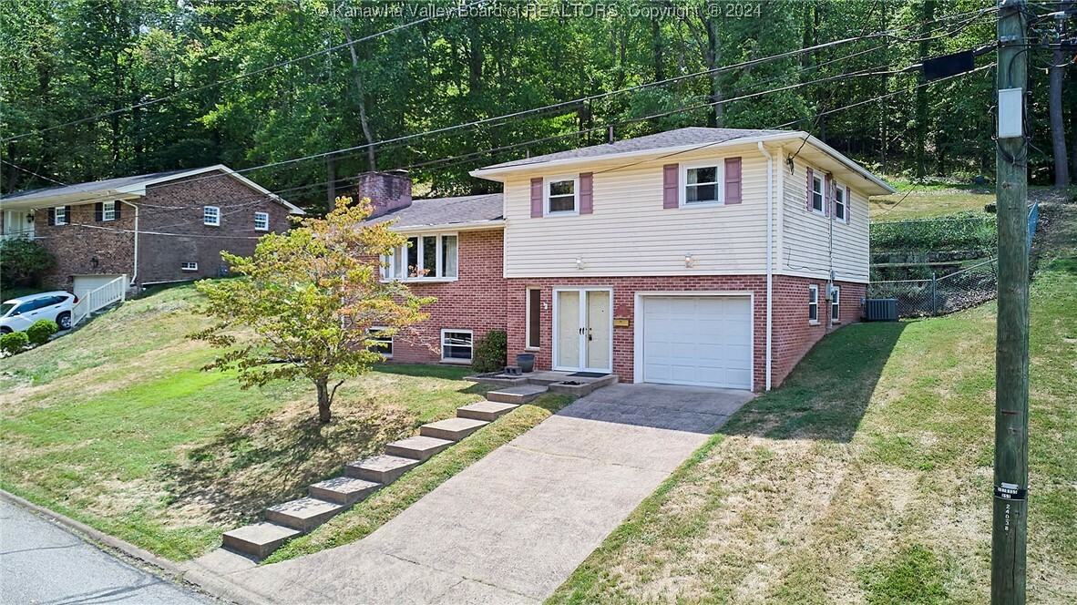 1505 Village Drive  South Charleston WV 25309 photo