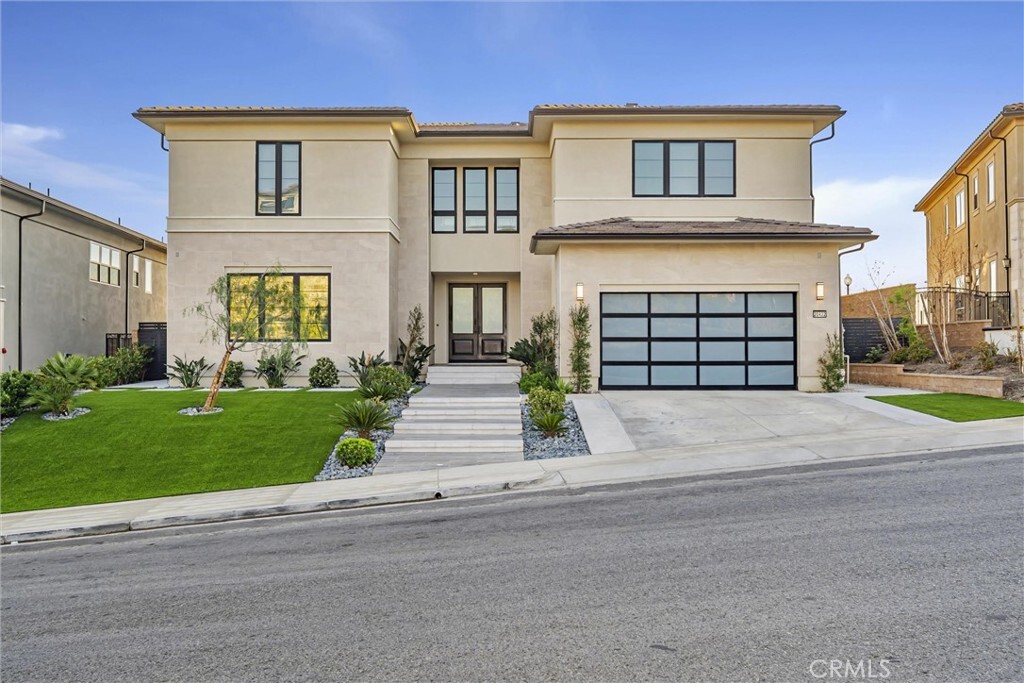 Property Photo:  20422 W Willoughby Lane  CA 91326 