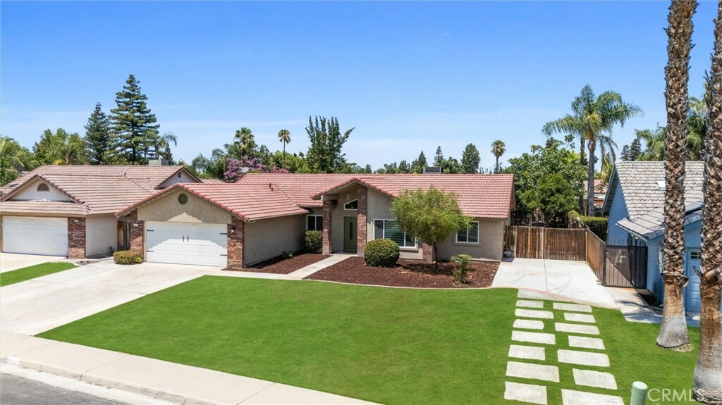 Property Photo:  9504 Eagle Oak Road  CA 93311 