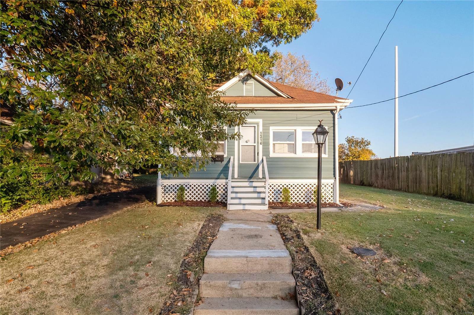 Property Photo:  1314 Milford Avenue  MO 63133 