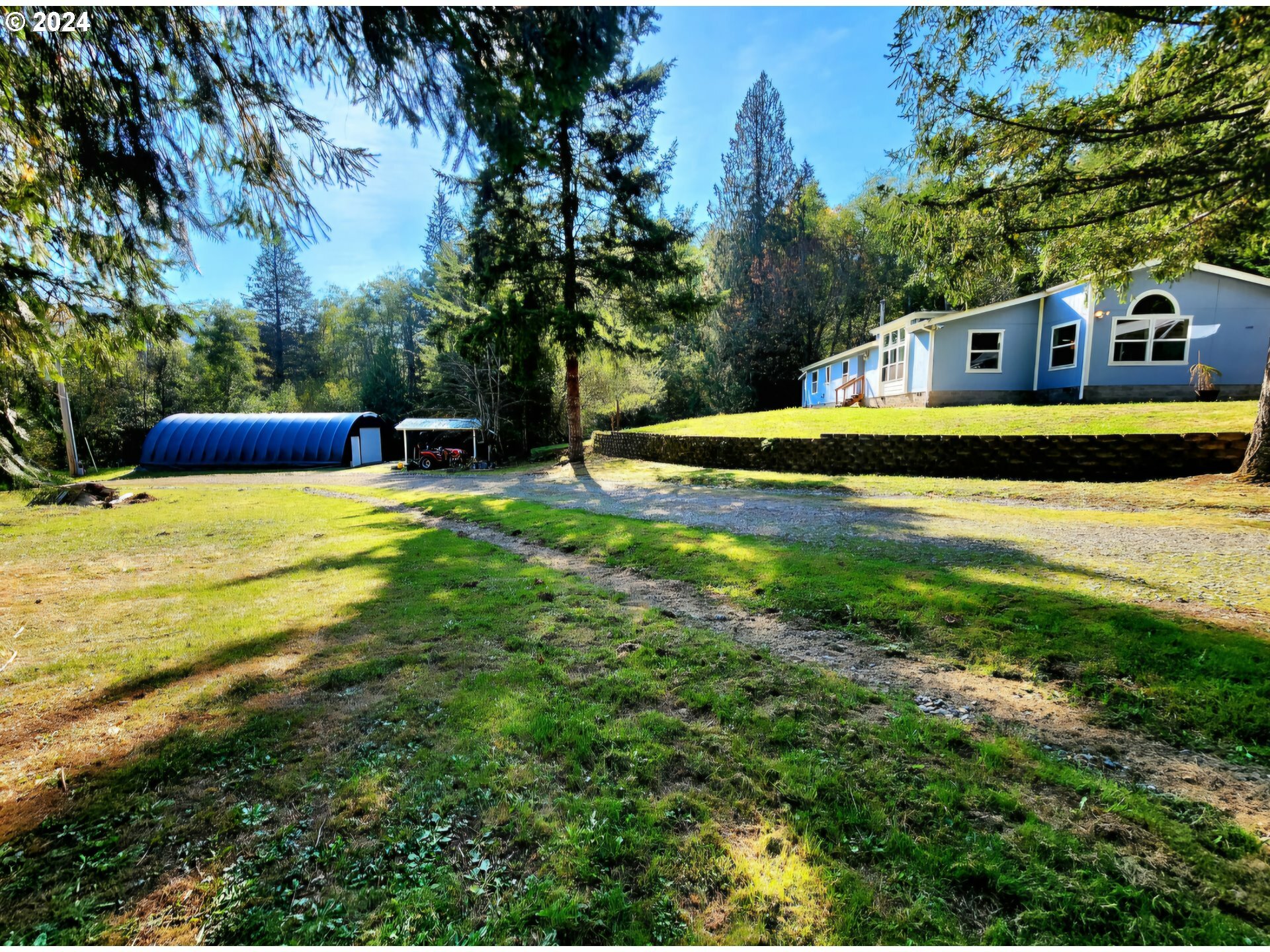 Property Photo:  14491 Washougal River Rd  WA 98671 