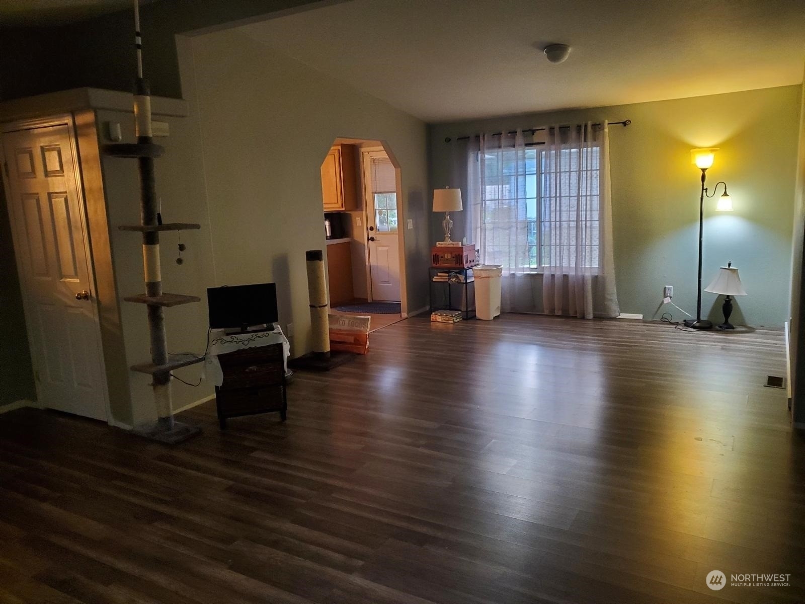 Property Photo: 12314 155th St Ct E WA 98374