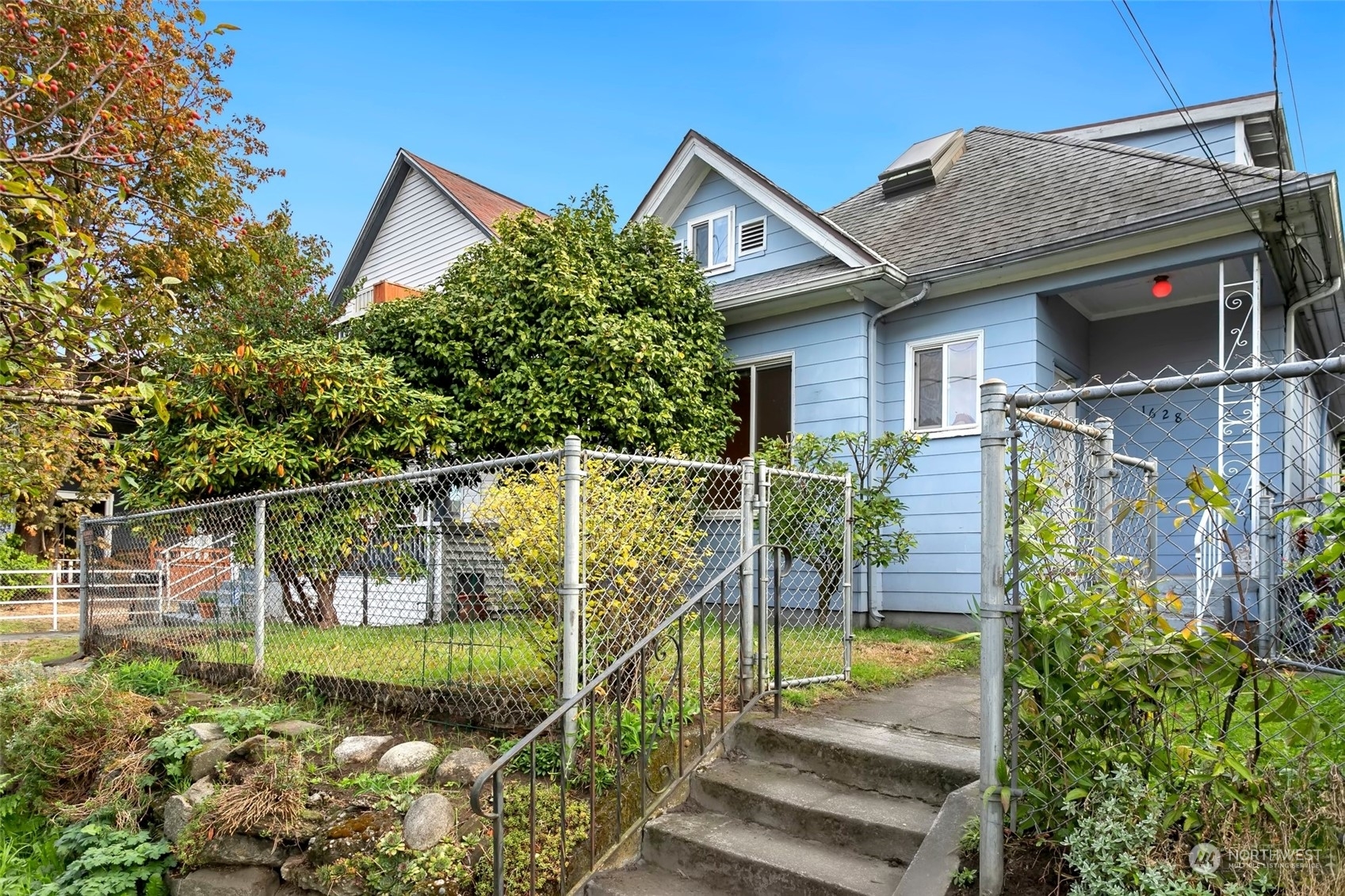 1628 21st Avenue  Seattle WA 98122 photo