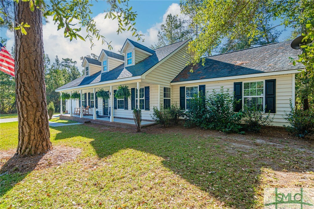 Property Photo:  128 Ridgecrest Drive  GA 31326 