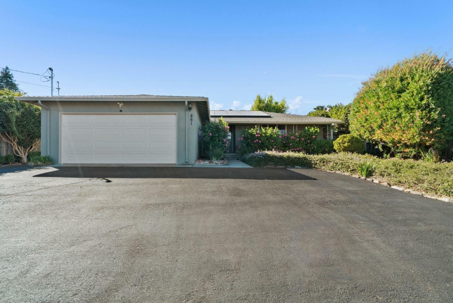 Property Photo:  861 Amesti Road  CA 95076 