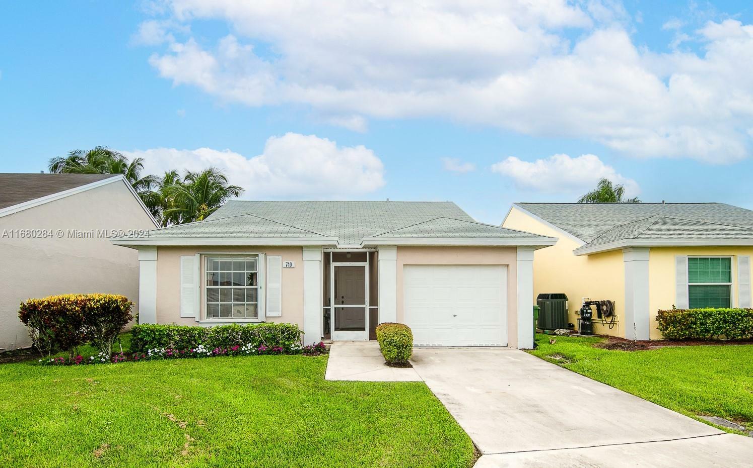 Property Photo:  740 SE 22nd Ln  FL 33033 