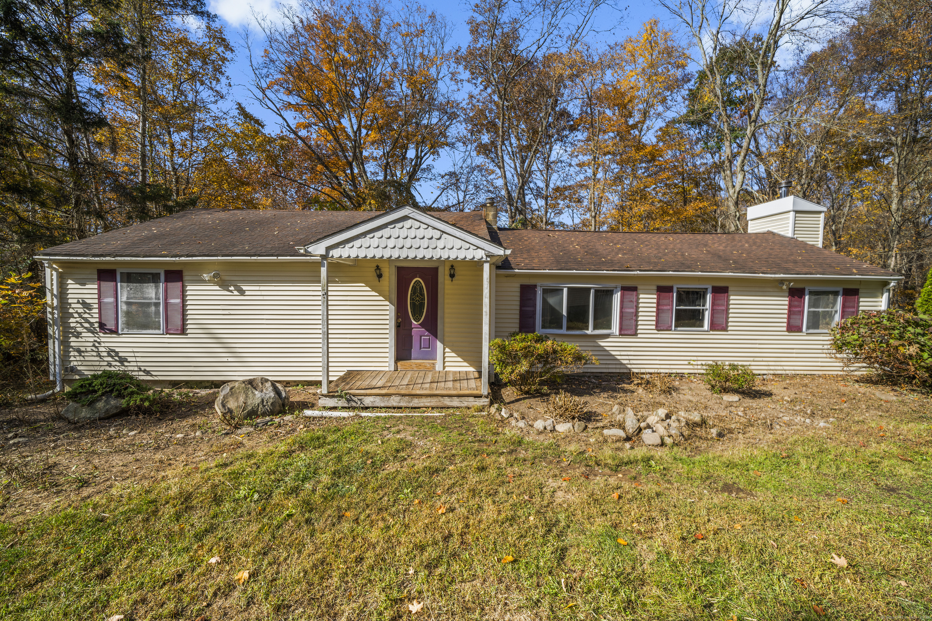 Property Photo:  4 Hopp Brook Lane  CT 06524 