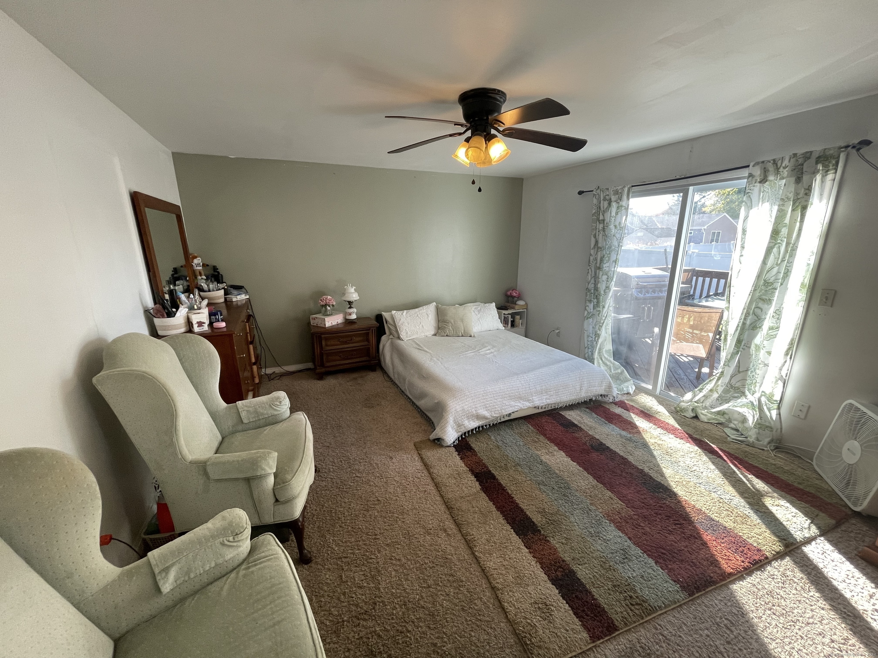 Property Photo:  484 Merwin Avenue  CT 06460 