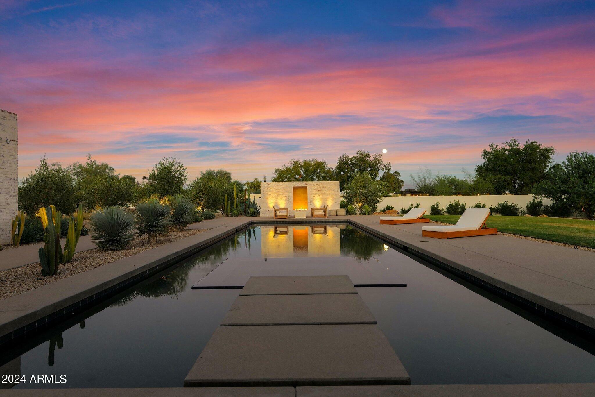 Property Photo: 5815 N Kiva Lane AZ 85253