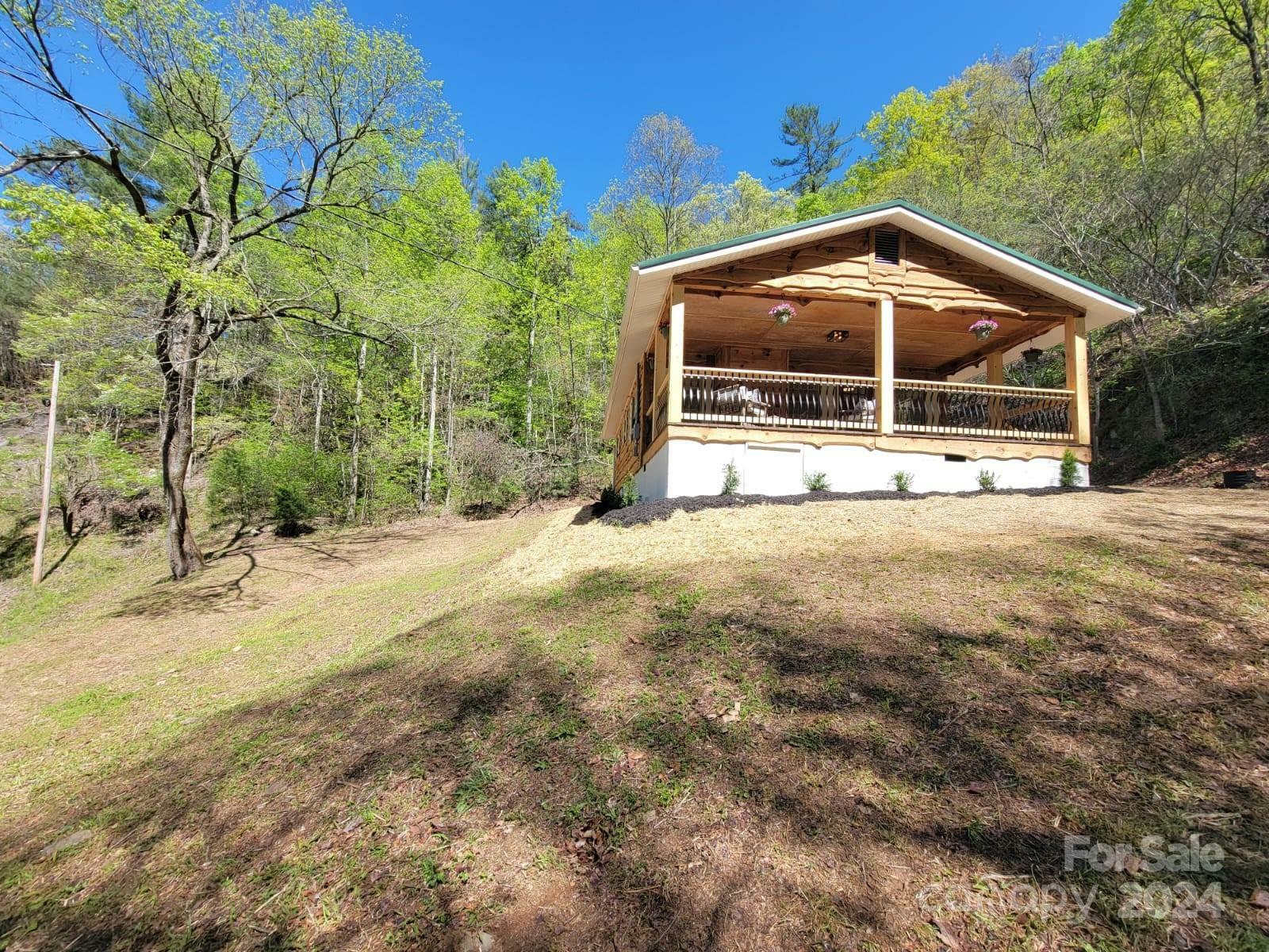 Property Photo:  280 Plum Tree Holler Drive  NC 28743 