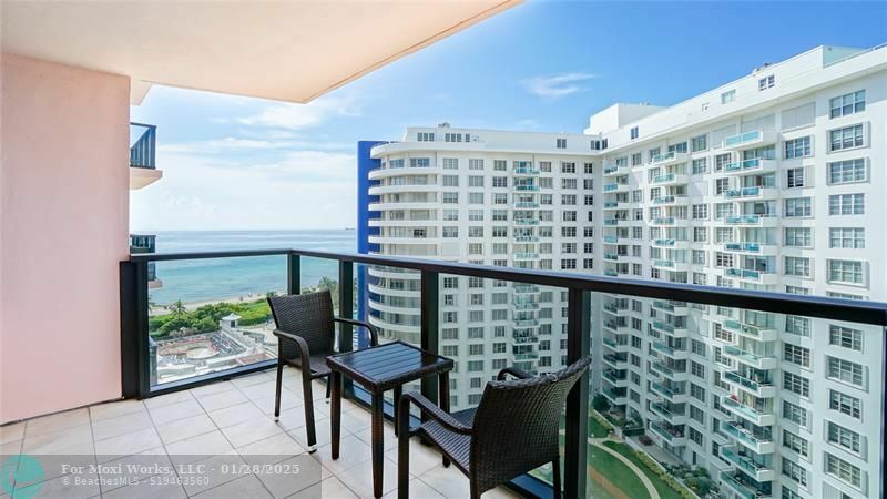 5225 Collins Ave 1417  Miami Beach FL 33140 photo